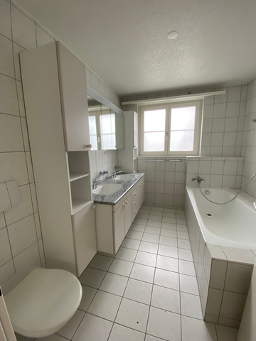 4.5 Zimmer, 110 m², 1. Stock - Photo 3