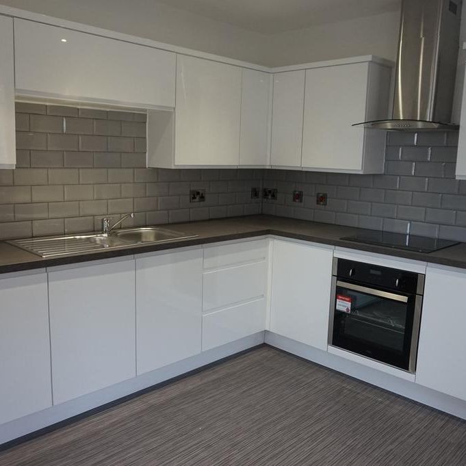 2 bedroom flat to rent - Photo 1