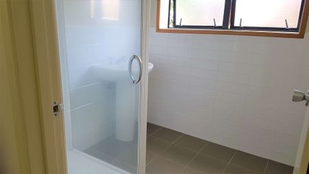 1 Bedroom, Totaravale, - Photo 5