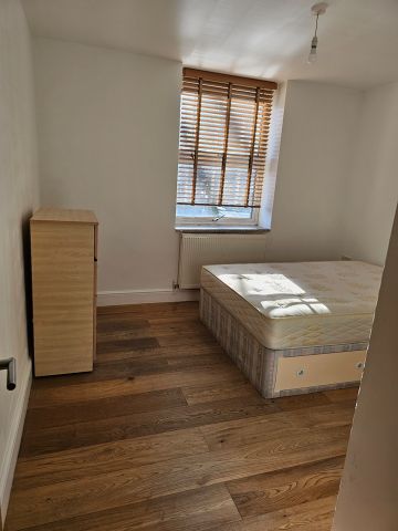 2 Bed Flat, Windsor Court, N8 - Photo 3