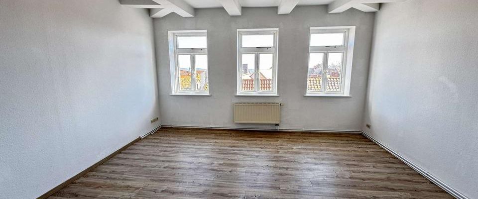 Moderne 2-Zimmer-Dachgeschosswohnung mit Stellplatz in Blankenburg - Foto 1