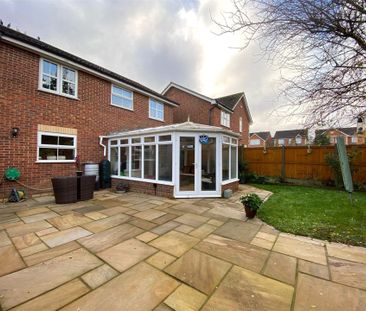 33, Bell Chapel Close - Photo 4