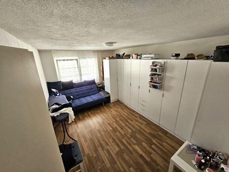 Grosszügige, helle 4.5 Zimmer Wohnung mit Balkon - Foto 2