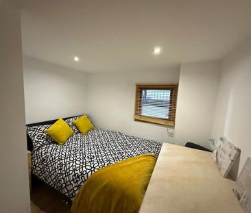 1 bedroom in a house share to rent - Photo 5