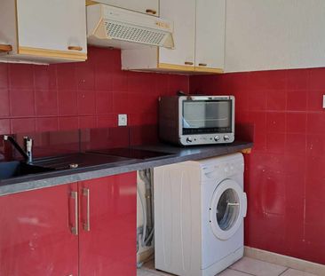 Location Appartement 2 pièces 34m² NIMES 30000 - Photo 2