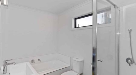 High End Townhouse - Photo 5