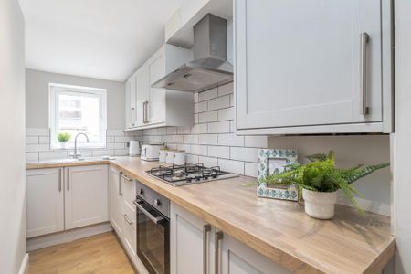 6 bedroom house to rent - Photo 4