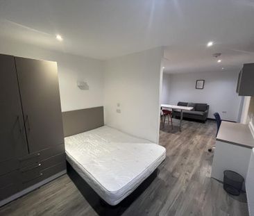 1 bedroom studio to rent Dumfries Street, Luton, Bedfordshire, LU1 - Photo 2