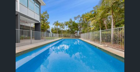 Studio Apartment with Balcony - Varsity Apartments on Main - Photo 5