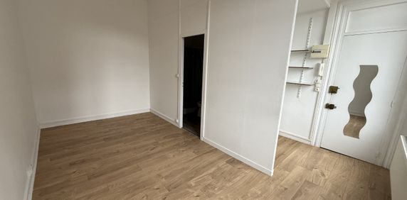 Location Appartement 1 pièce 20m² LILLE 59000 - Photo 2