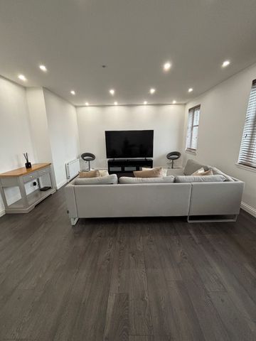 2 bedroom apartment to rent - Photo 3