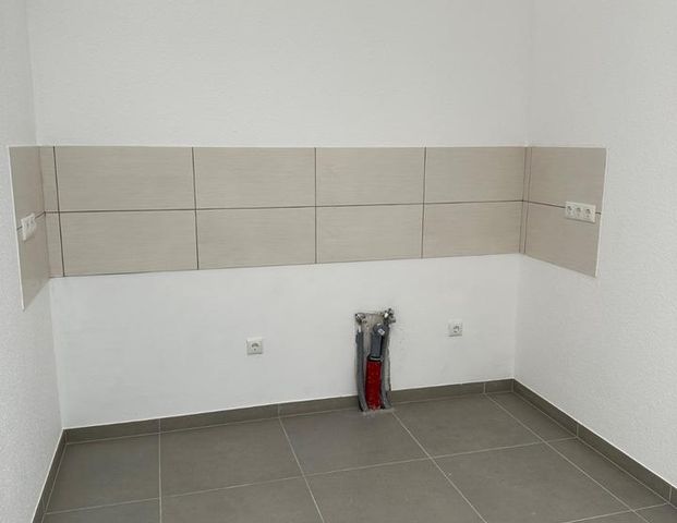 Erstbezug nach Sanierung: Ansprechende 4-Zimmer-EG-Wohnung - Foto 1
