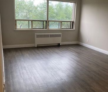 For Lease - 468 Ottawa Street Unit# 639D, Hamilton, Ontario - Photo 6
