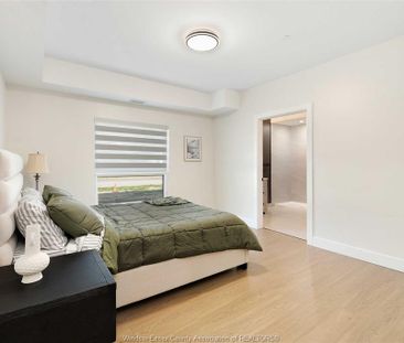 For Lease - 705 GRAND MARAIS Unit# 109, Windsor, Ontario - Photo 4