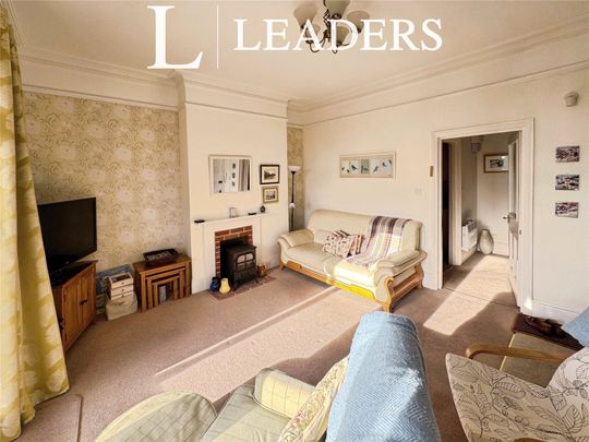 2 bedroom apartment to rent Wellington Court, 5 Hamilton Gardens, Felixstowe, IP11 - Photo 1