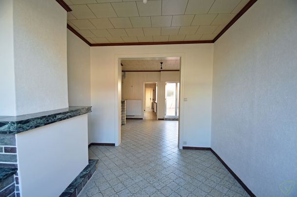 Gezellige woning in hartje Eeklo! - Photo 1
