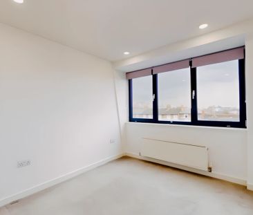 1 Bed 1 Bath - Photo 2