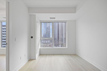 For Lease - 60 Central Park Roadway N/A Unit# 705, Toronto, Ontario - Photo 3