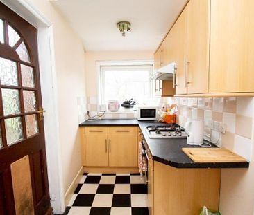 3 bedroom detached house to rent - Photo 4