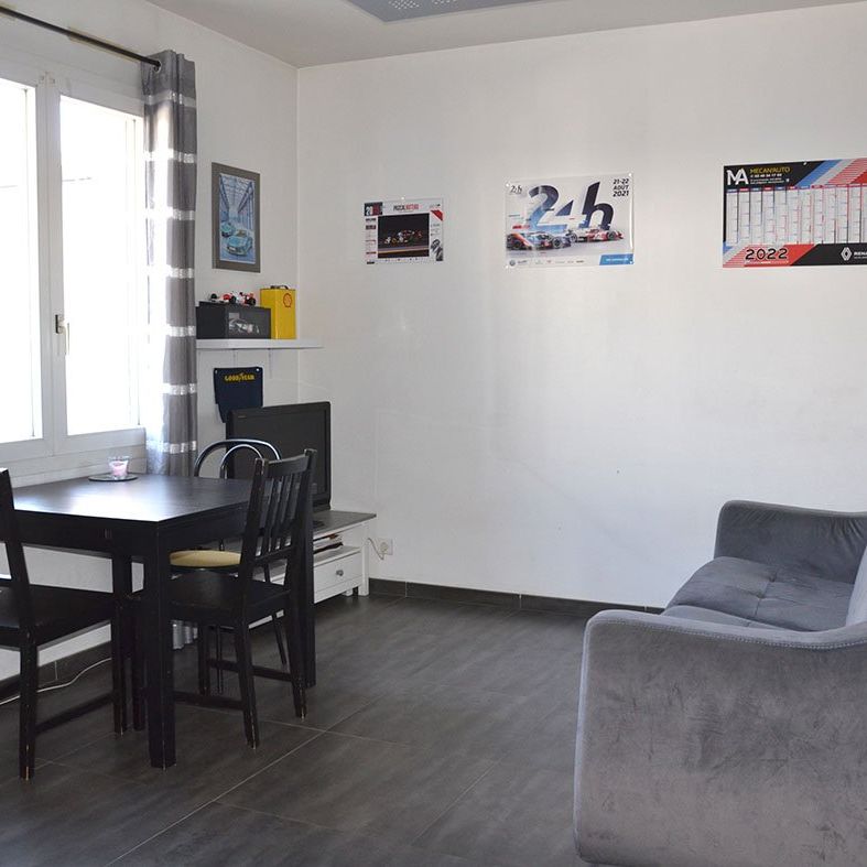 Location Appartement 2 pièces 28m² ST SEBASTIEN SUR LOIRE 44230 - Photo 1