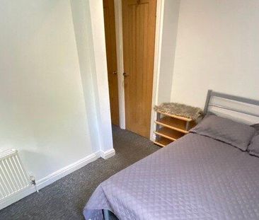 7 bedroom semi-detached house to rent - Photo 5