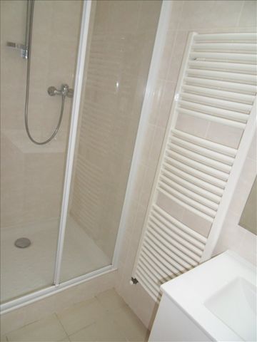 T2 VILLLEURBANNE - Photo 3