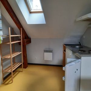 Location Appartement 1 pièce Meublé 18m² EGLETONS 19300 - Photo 2