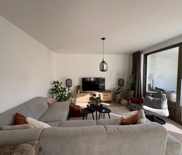 Gelijkvloers appartement met privé tuin in centrum Beverst. - Photo 2