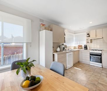 3 Bedroom Brick Veneer Home - 6 Month Lease - Photo 6