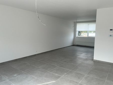 Ruim appartement met groot terras en garage - Photo 5