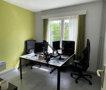 Flatmate gezocht voor ruim en licht appartement - Foto 3