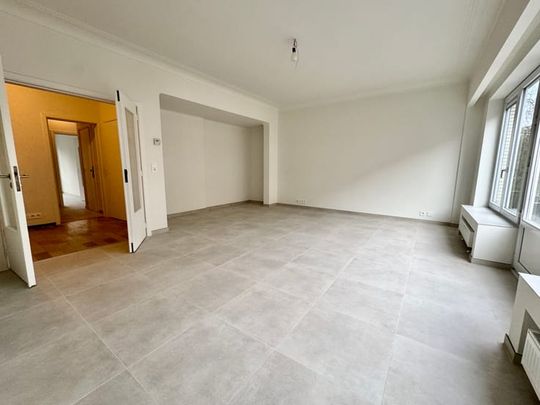 Appartement te huur - Photo 1