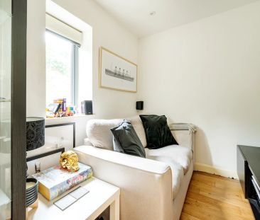 Cinnamon Mews, Palmers Green, N13 - Photo 1