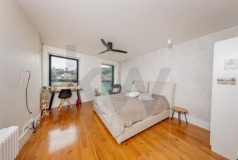 Apartamento T4 em Porto