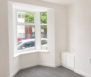 2 Bed Terraced House, Bianca St, L20 - Photo 4