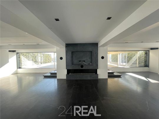Inchiriere Penthouse - Laguna Residence cu view la Lacul Tei, 473 mp - Photo 1