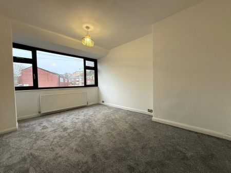 3 bedroom semi-detached house to rent - Photo 3