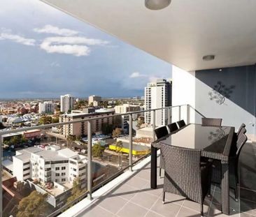 East Perth - Photo 4