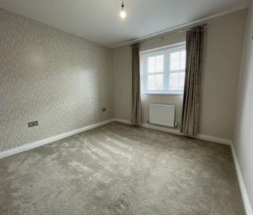 Cayton Drive, Thornaby, STOCKTON-ON-TEES - Photo 4