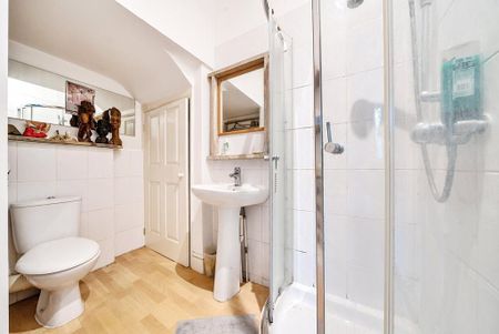 Studio to rent - Photo 5