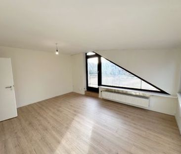 Düsseldorf-Stockum: 2-Zimmer-Einliegerwohnung mit Balkon! - Photo 1