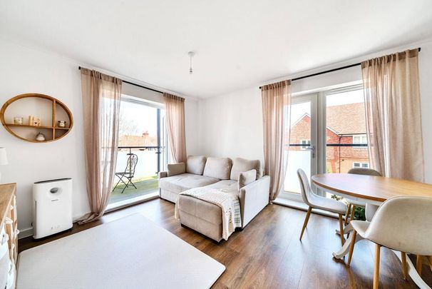 2 bedroom flat to rent - Photo 1