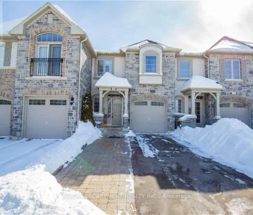 2308 WHISTLING SPRINGS CRESCENT — 3 Bedroom - Photo 1