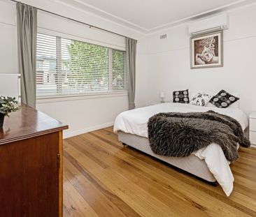 5 St James Avenue, Bentleigh VIC 3204 - House For Rent | Domain - Photo 3