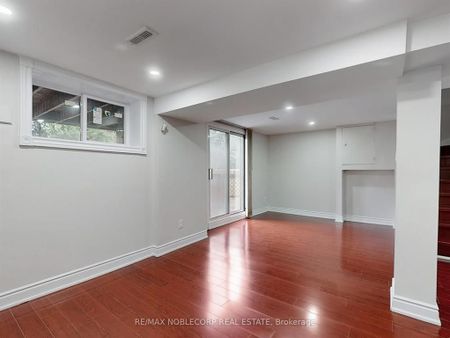 For Lease - 892 Sweetwater Crescent, Mississauga, Ontario - Photo 5