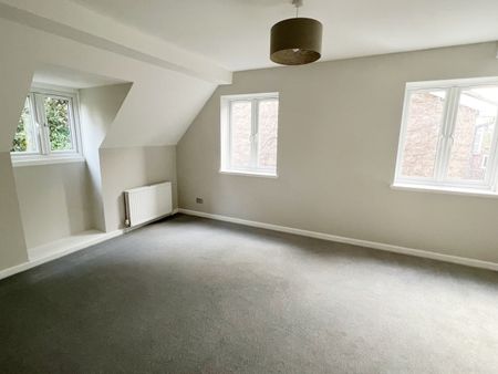 2 Bed Flat, Princes Way, SW19 - Photo 2