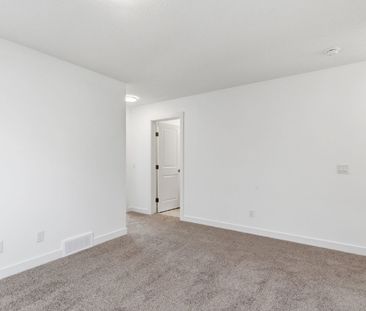181 Setonstone Green SE - Photo 2