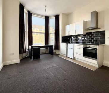 Studio to rent - Photo 6