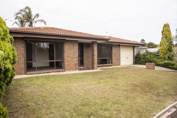 68 Zwerner Drive, Hallett Cove - Photo 1