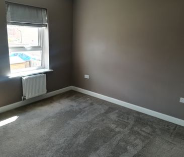 4 bed End of Terrace in Fen Street Brooklands, Milton Keynes, MK10 7HD - Photo 5